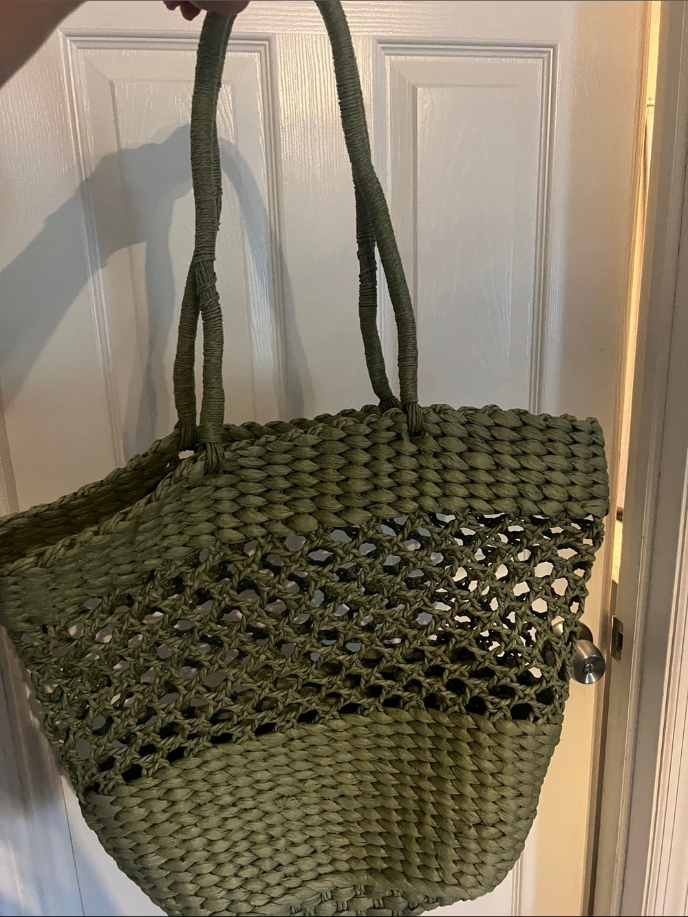 A great tote for carrying everything!!